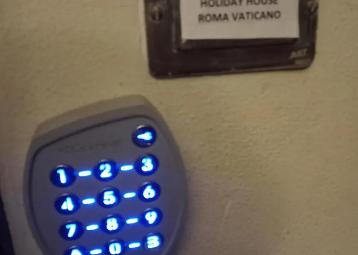 Holiday House Vaticano Apartment