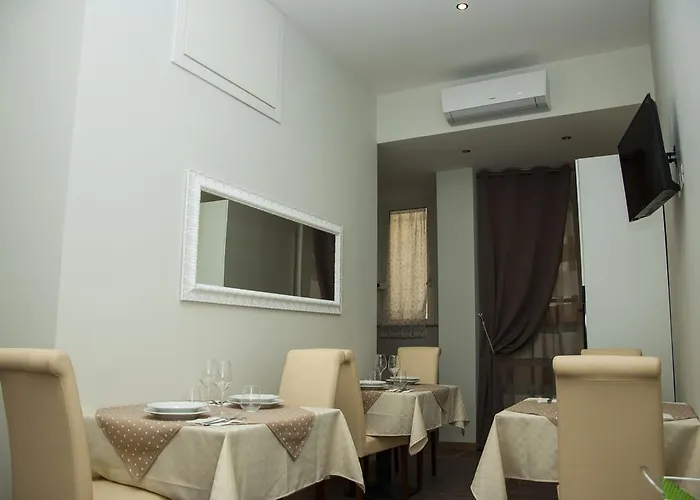 Holiday House Vaticano Apartment *