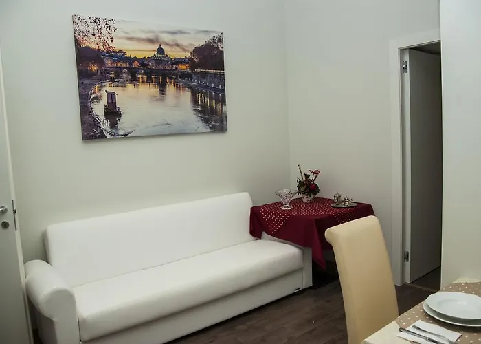 Holiday House Vaticano *